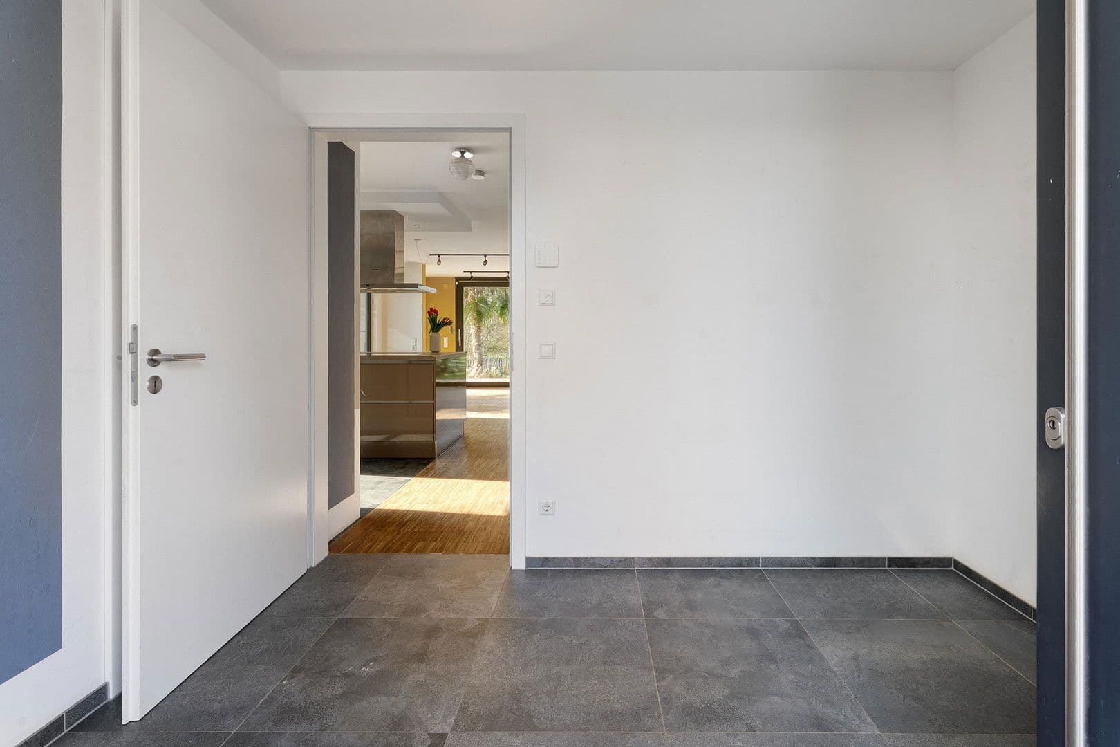 Prodej domu 210 m², pozemek 464 m², Allensbach, Bádensko-Württembersko Prodej domu 210 m², pozemek 464 m², Allensbach, Bádensko-Württembersko