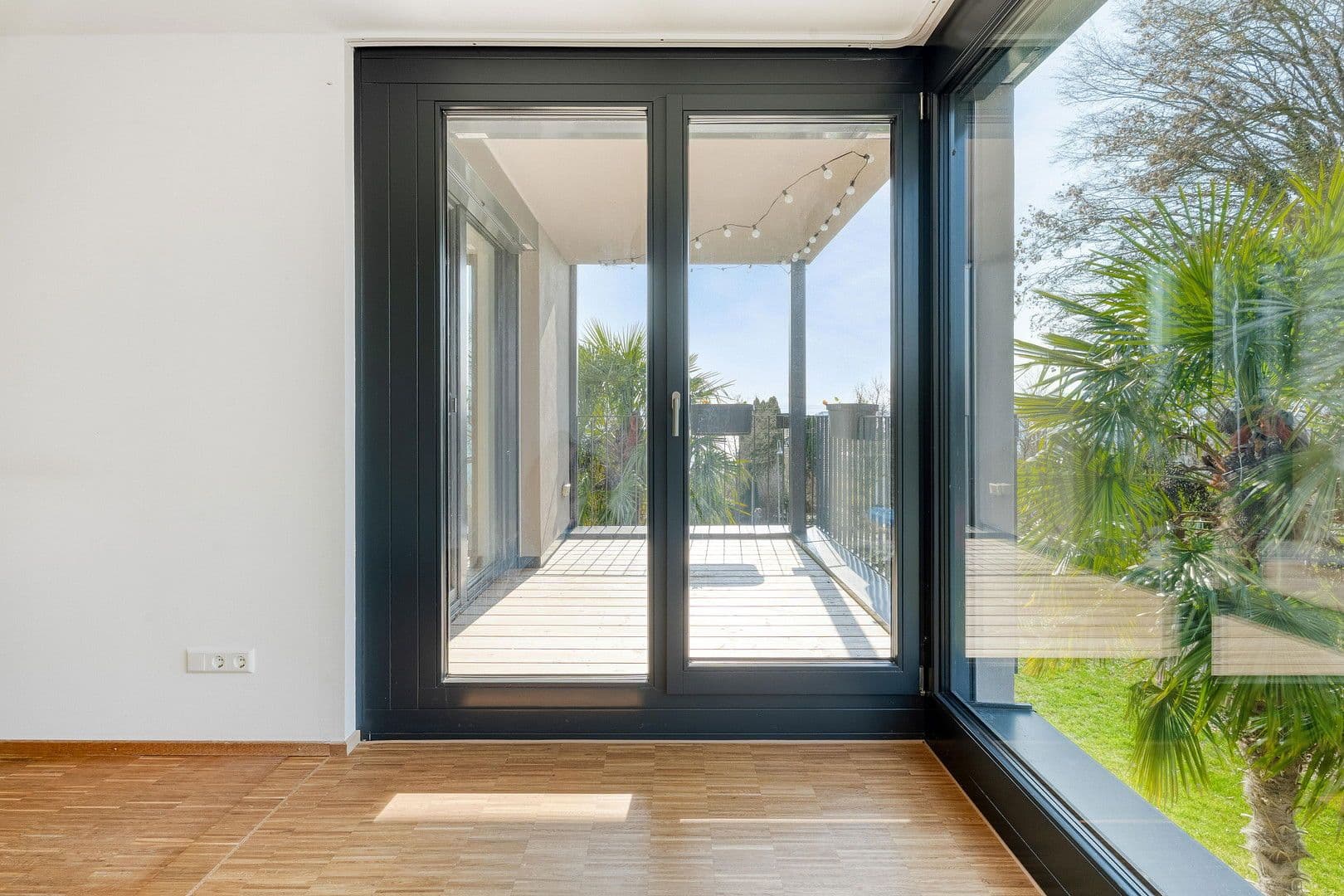 Prodej domu 210 m², pozemek 464 m², Allensbach, Bádensko-Württembersko Prodej domu 210 m², pozemek 464 m², Allensbach, Bádensko-Württembersko