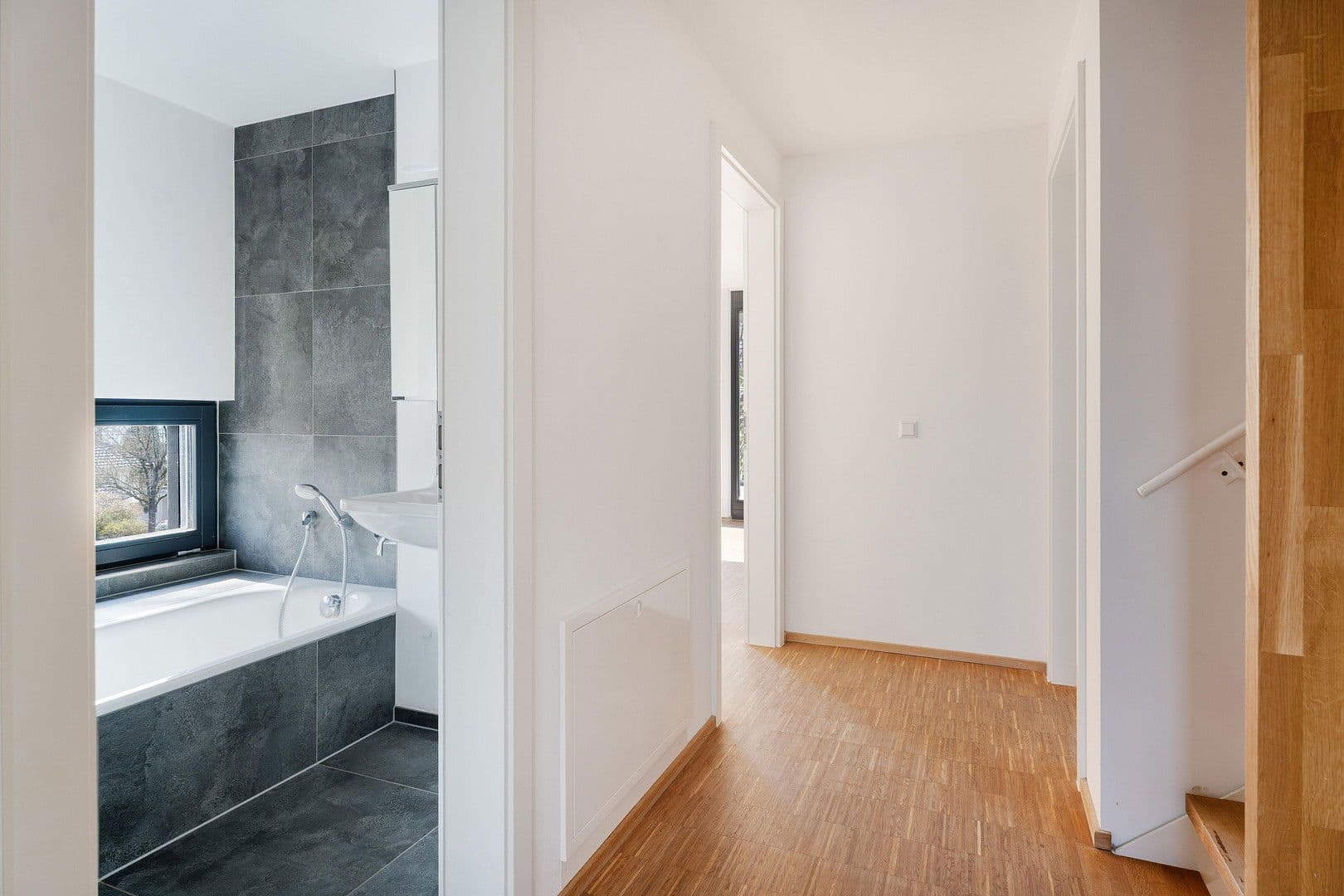 Prodej domu 210 m², pozemek 464 m², Allensbach, Bádensko-Württembersko Prodej domu 210 m², pozemek 464 m², Allensbach, Bádensko-Württembersko