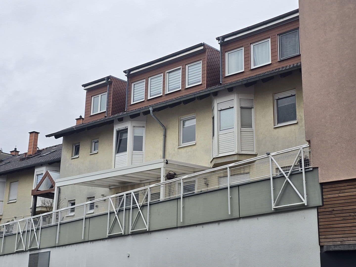 Prodej bytu 5+1 135 m², Ludwigshafen, Porýní-Falc Prodej bytu 5+1 135 m², Ludwigshafen, Porýní-Falc