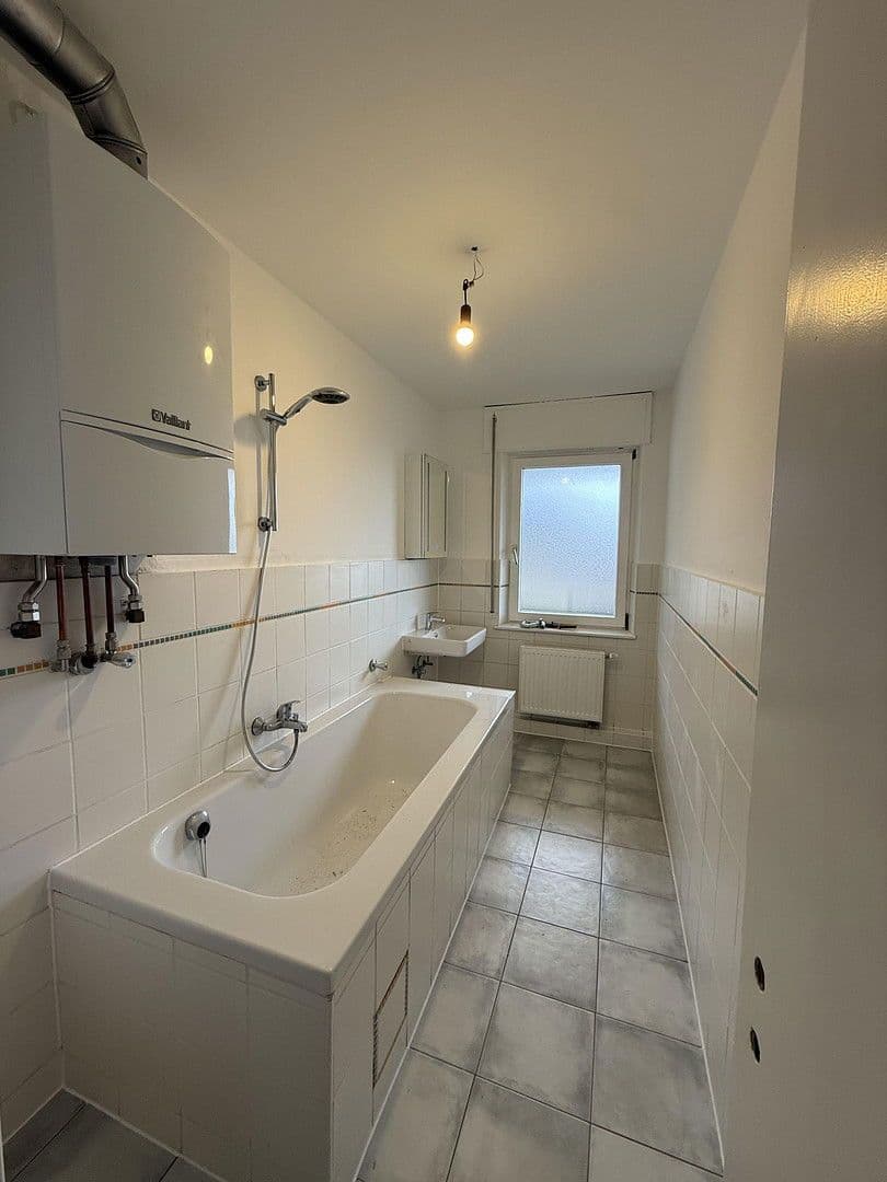 Pronájem bytu 4+1 120 m², Bucher Straße 97, Nürnberg, Bavorsko Pronájem bytu 4+1 120 m², Bucher Straße 97, Nürnberg, Bavorsko