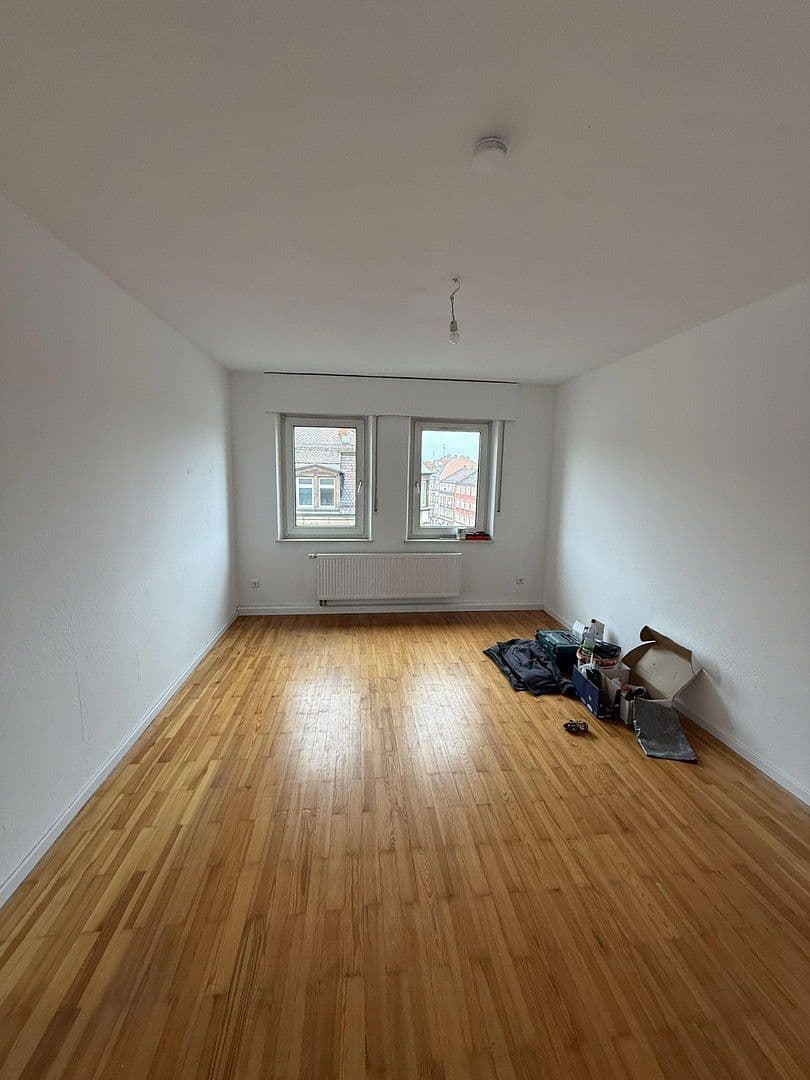 Pronájem bytu 4+1 120 m², Bucher Straße 97, Nürnberg, Bavorsko Pronájem bytu 4+1 120 m², Bucher Straße 97, Nürnberg, Bavorsko