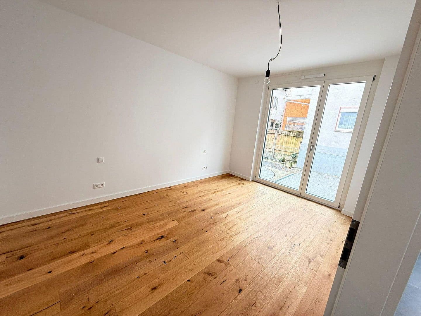 Pronájem bytu 2+1 65 m², Herbststraße.21, Heilbronn, Bádensko-Württembersko Pronájem bytu 2+1 65 m², Herbststraße.21, Heilbronn, Bádensko-Württembersko