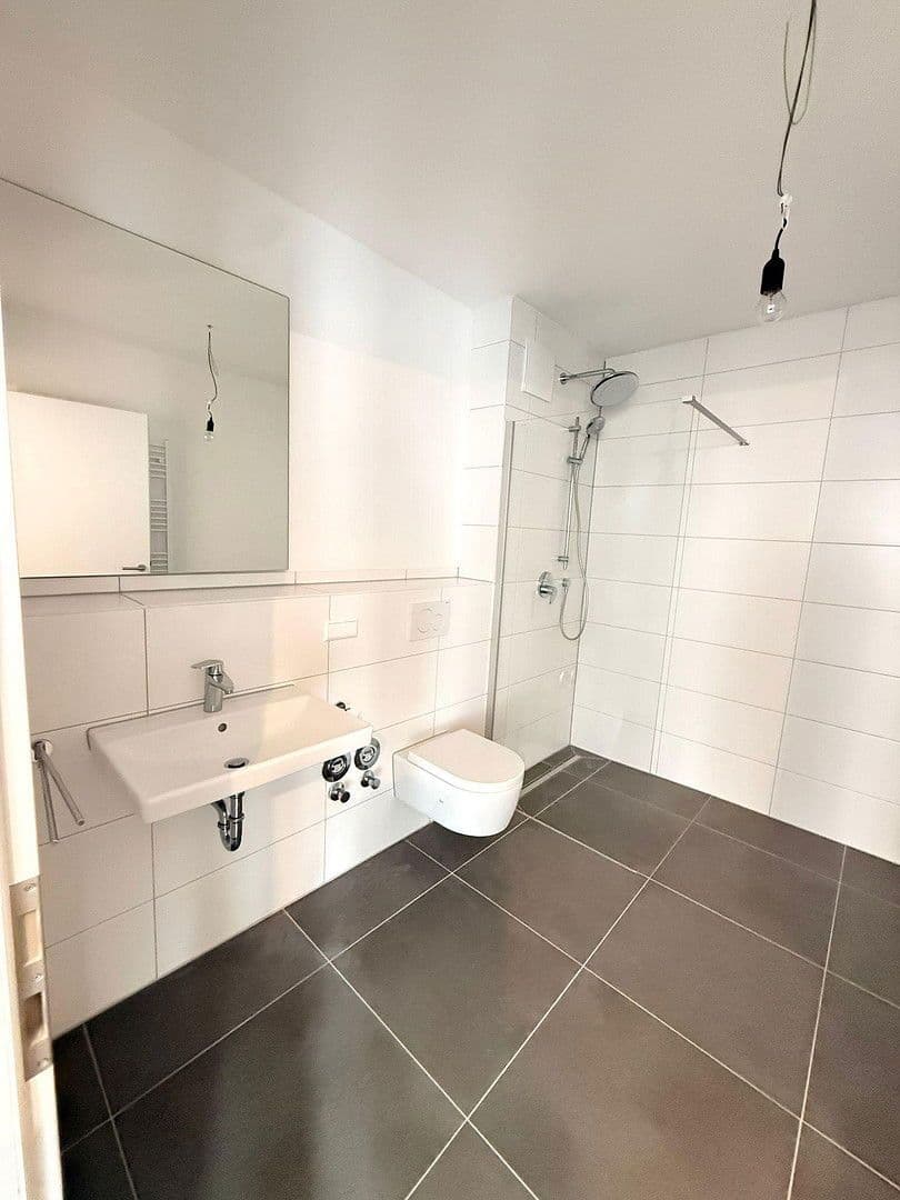 Pronájem bytu 2+1 65 m², Herbststraße.21, Heilbronn, Bádensko-Württembersko Pronájem bytu 2+1 65 m², Herbststraße.21, Heilbronn, Bádensko-Württembersko