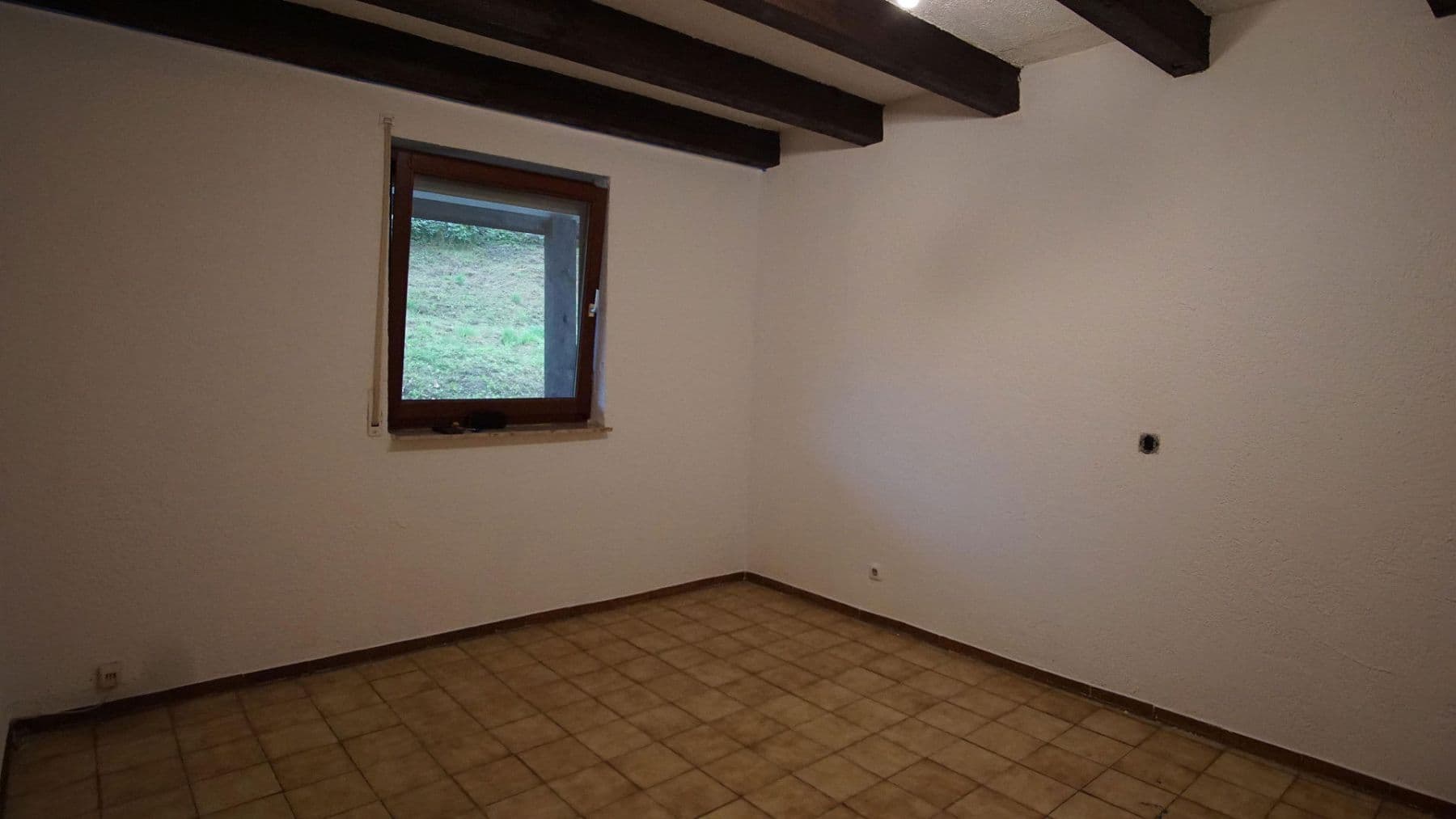 Pronájem bytu 2+1 43 m², Fränkisch-Crumbach, Hessen Pronájem bytu 2+1 43 m², Fränkisch-Crumbach, Hessen