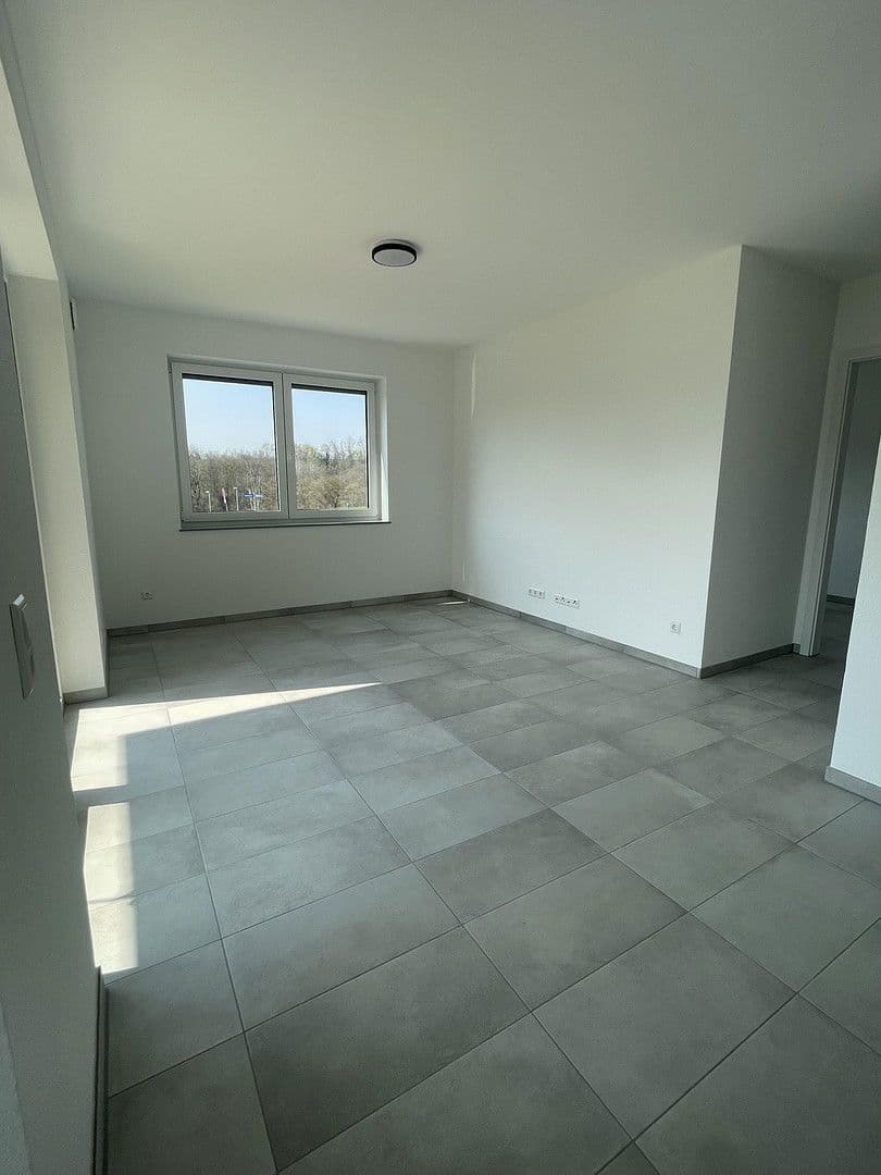 Pronájem bytu 3+1 72 m², Burgstetten, Bádensko-Württembersko Pronájem bytu 3+1 72 m², Burgstetten, Bádensko-Württembersko