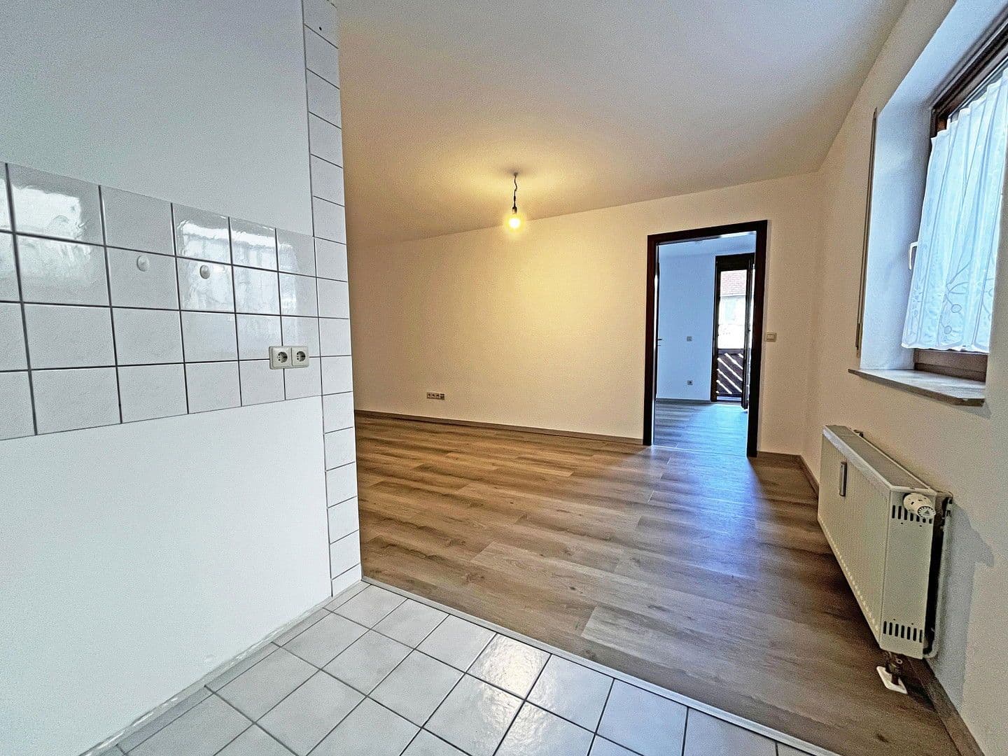 Pronájem bytu 1+kk 36 m², Bietigheim-Bissingen, Bádensko-Württembersko Pronájem bytu 1+kk 36 m², Bietigheim-Bissingen, Bádensko-Württembersko