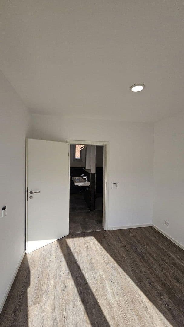 Prodej domu 167 m², pozemek 163 m², Speyerer Straße 25, Neuhofen, Porýní-Falc Prodej domu 167 m², pozemek 163 m², Speyerer Straße 25, Neuhofen, Porýní-Falc