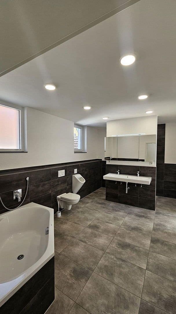 Prodej domu 167 m², pozemek 163 m², Speyerer Straße 25, Neuhofen, Porýní-Falc Prodej domu 167 m², pozemek 163 m², Speyerer Straße 25, Neuhofen, Porýní-Falc