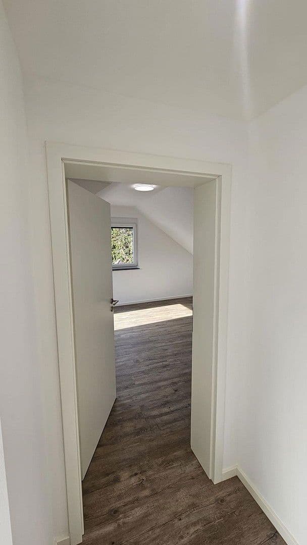 Prodej domu 167 m², pozemek 163 m², Speyerer Straße 25, Neuhofen, Porýní-Falc Prodej domu 167 m², pozemek 163 m², Speyerer Straße 25, Neuhofen, Porýní-Falc