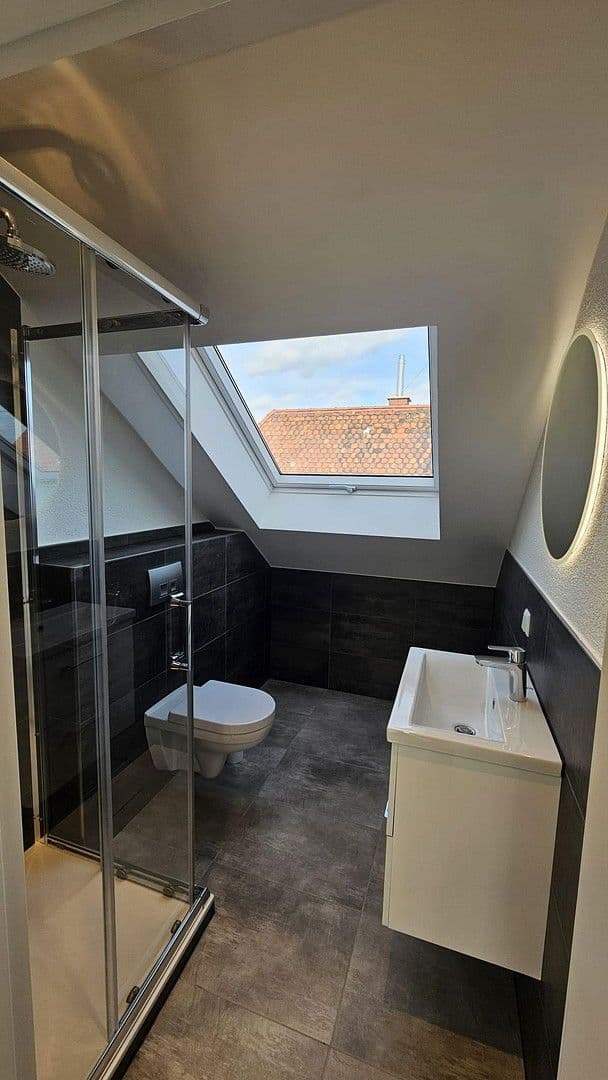 Prodej domu 167 m², pozemek 163 m², Speyerer Straße 25, Neuhofen, Porýní-Falc Prodej domu 167 m², pozemek 163 m², Speyerer Straße 25, Neuhofen, Porýní-Falc