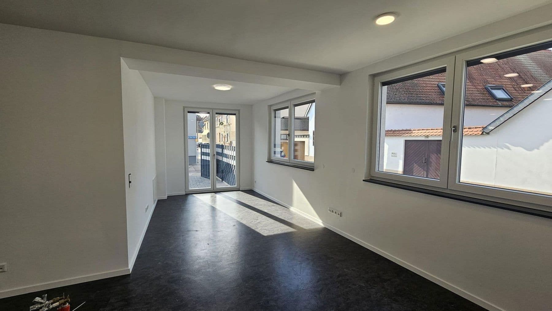 Prodej domu 167 m², pozemek 163 m², Speyerer Straße 25, Neuhofen, Porýní-Falc Prodej domu 167 m², pozemek 163 m², Speyerer Straße 25, Neuhofen, Porýní-Falc