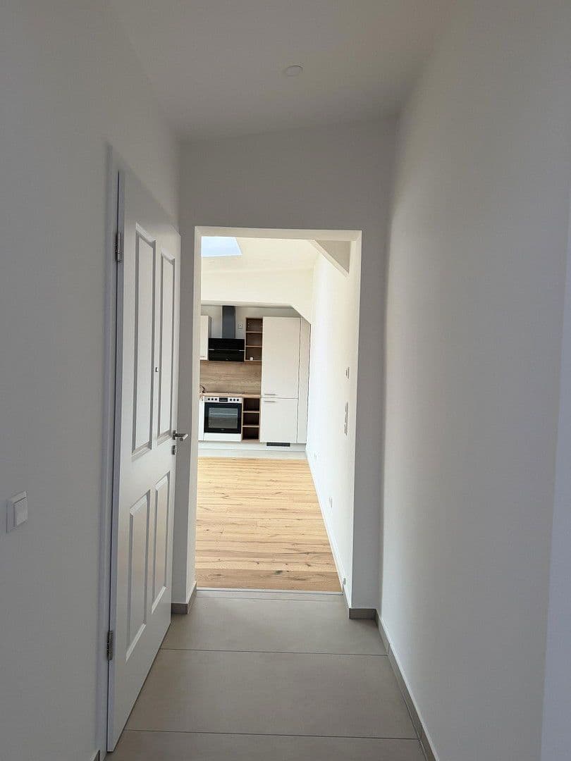 Pronájem bytu 3+1 75 m², Ebersstraße 58, Berlin, Berlín Pronájem bytu 3+1 75 m², Ebersstraße 58, Berlin, Berlín