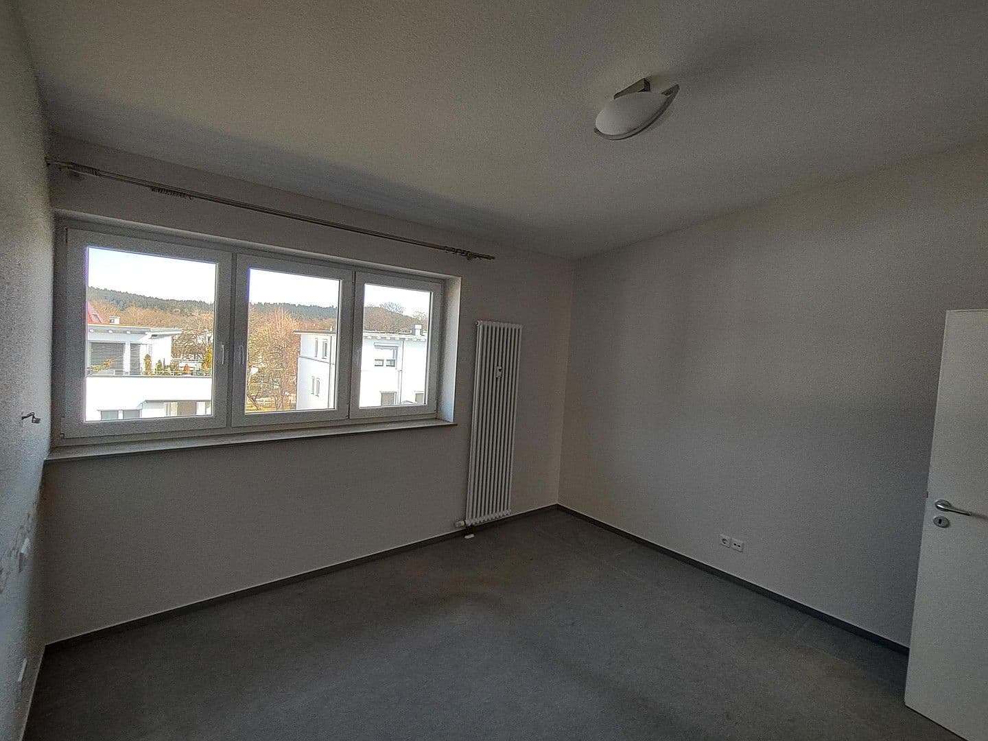 Prodej bytu 3+1 82 m², Bad Dürrheim, Bádensko-Württembersko Prodej bytu 3+1 82 m², Bad Dürrheim, Bádensko-Württembersko