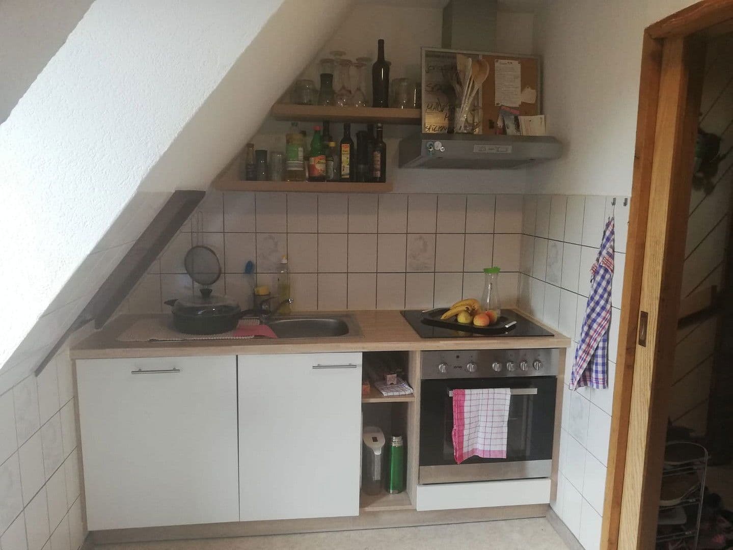 Pronájem bytu 4+1 114 m², Bingen, Bádensko-Württembersko Pronájem bytu 4+1 114 m², Bingen, Bádensko-Württembersko