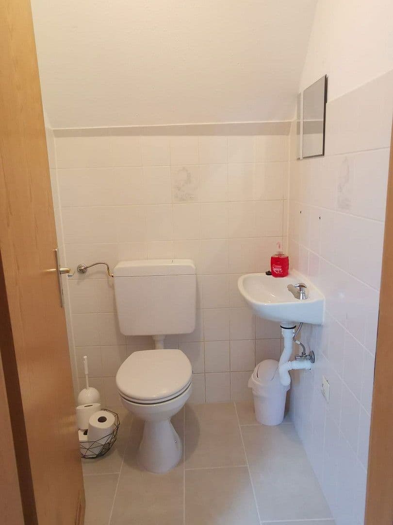 Pronájem bytu 4+1 114 m², Bingen, Bádensko-Württembersko Pronájem bytu 4+1 114 m², Bingen, Bádensko-Württembersko