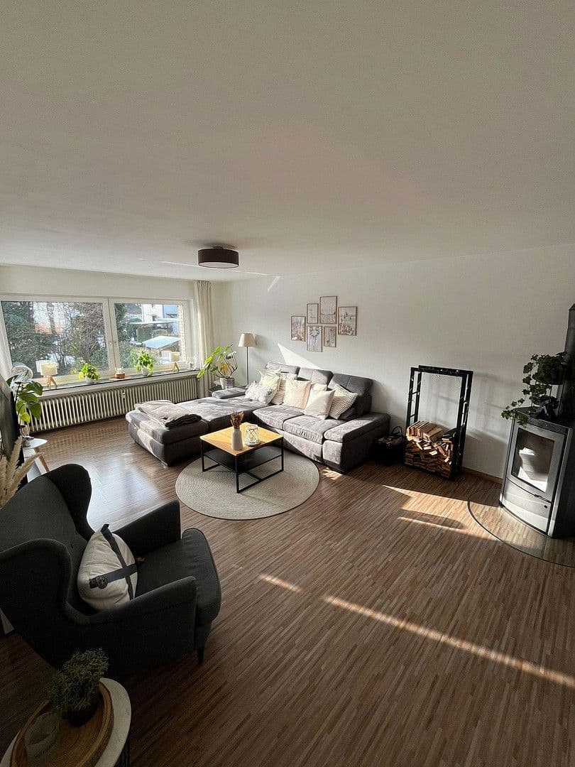 Prodej bytu 3+1 90 m², Herford, Severní Porýní-Vestfálsko Prodej bytu 3+1 90 m², Herford, Severní Porýní-Vestfálsko