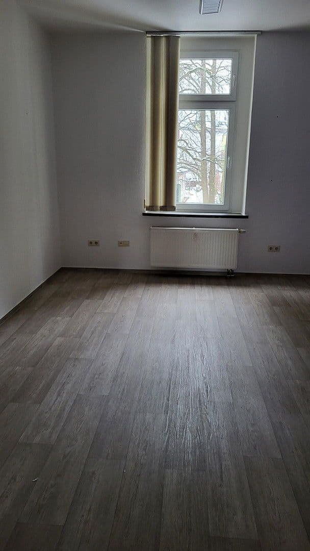 Prodej bytu 5+1 130 m², Limbach, Sasko Prodej bytu 5+1 130 m², Limbach, Sasko