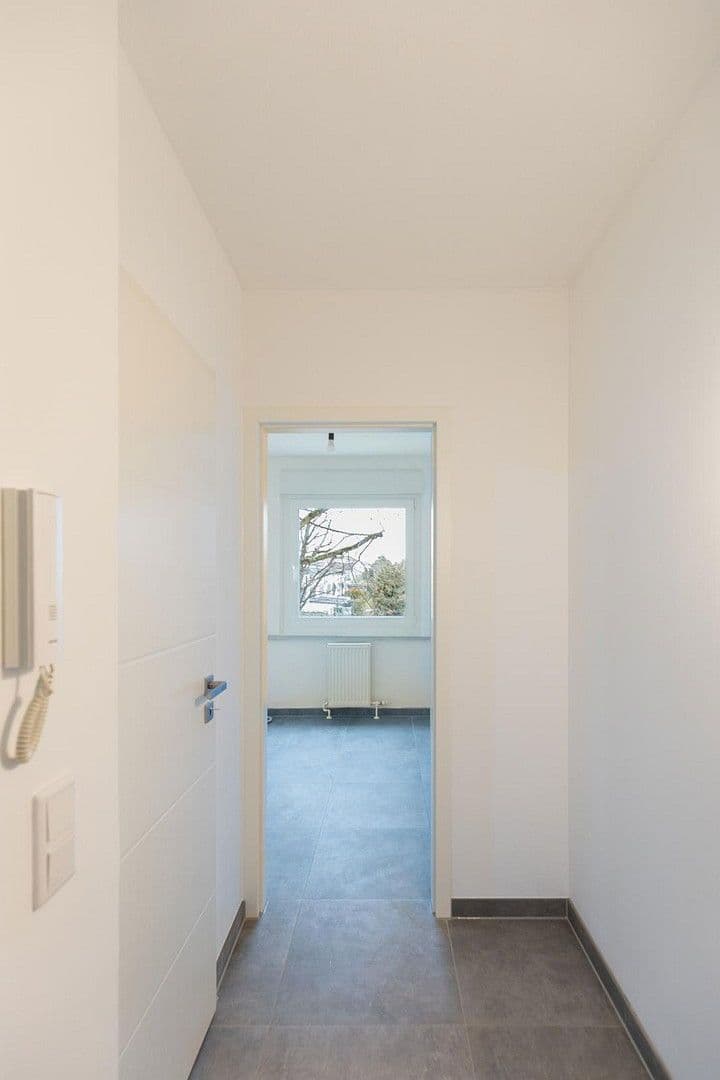 Pronájem bytu 3+1 85 m², Petersauracher Str. 39, Nürnberg, Bavorsko Pronájem bytu 3+1 85 m², Petersauracher Str. 39, Nürnberg, Bavorsko