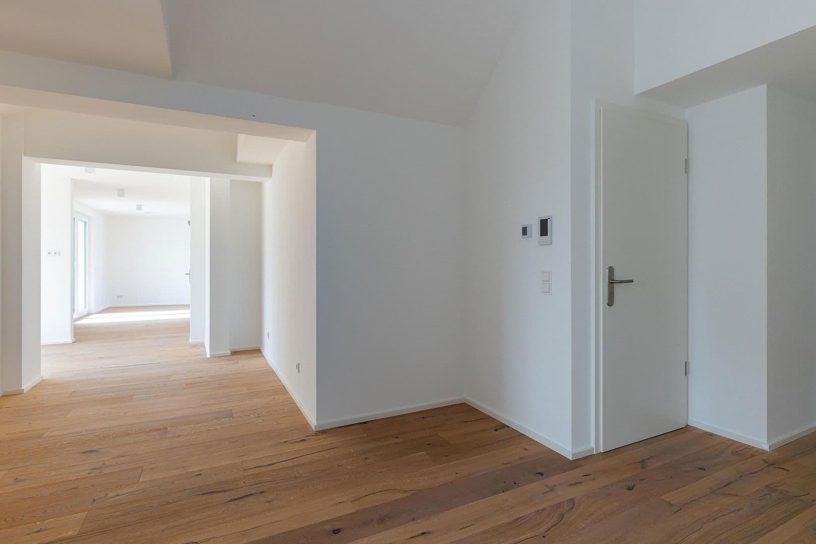 Prodej bytu 5+1 170 m², Krafftstraße 1, Offenbach, Hessen Prodej bytu 5+1 170 m², Krafftstraße 1, Offenbach, Hessen