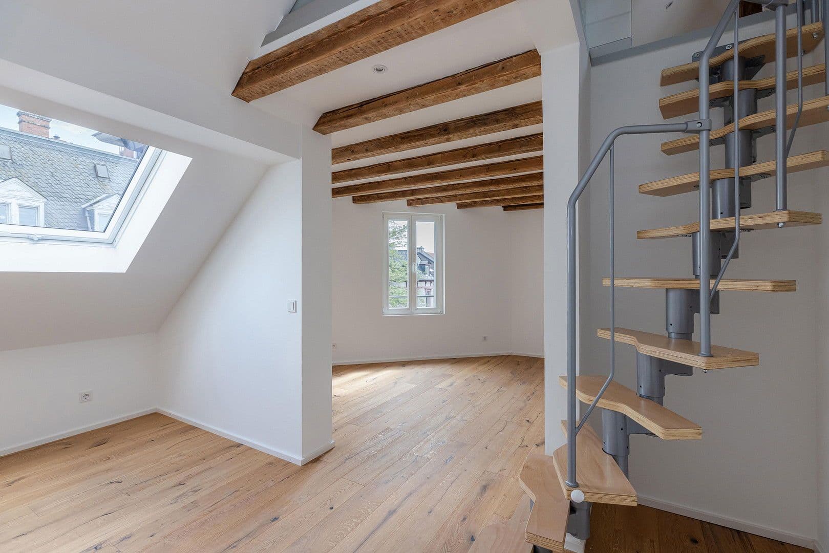 Prodej bytu 5+1 170 m², Krafftstraße 1, Offenbach, Hessen Prodej bytu 5+1 170 m², Krafftstraße 1, Offenbach, Hessen