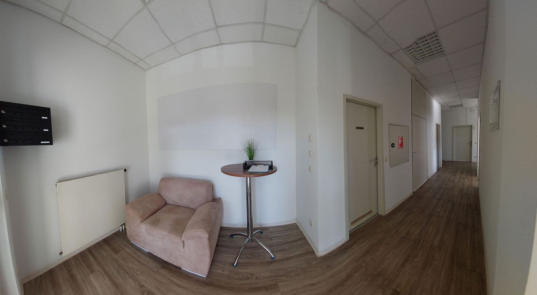 Pronájem kanceláře 330 m², Max-Planck-Straße 17, Unterschleißheim, Bavorsko Pronájem kanceláře 330 m², Max-Planck-Straße 17, Unterschleißheim, Bavorsko