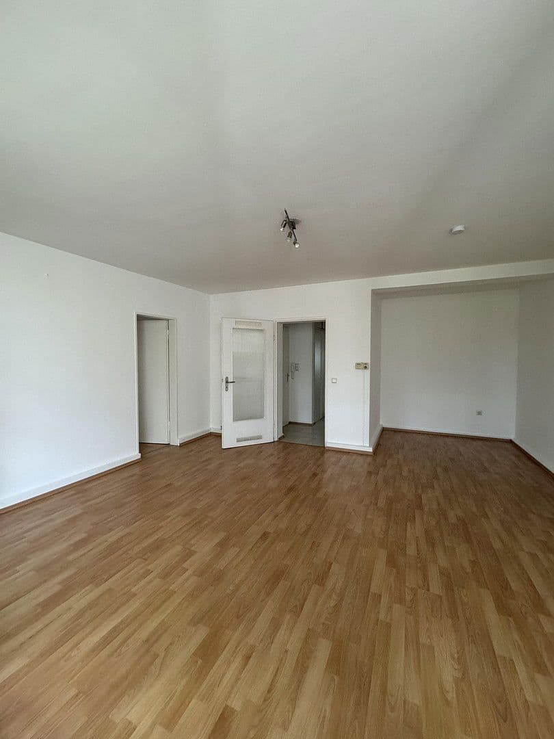 Pronájem bytu 2+1 57 m², Montanusstraße 60, Köln, Severní Porýní-Vestfálsko Pronájem bytu 2+1 57 m², Montanusstraße 60, Köln, Severní Porýní-Vestfálsko
