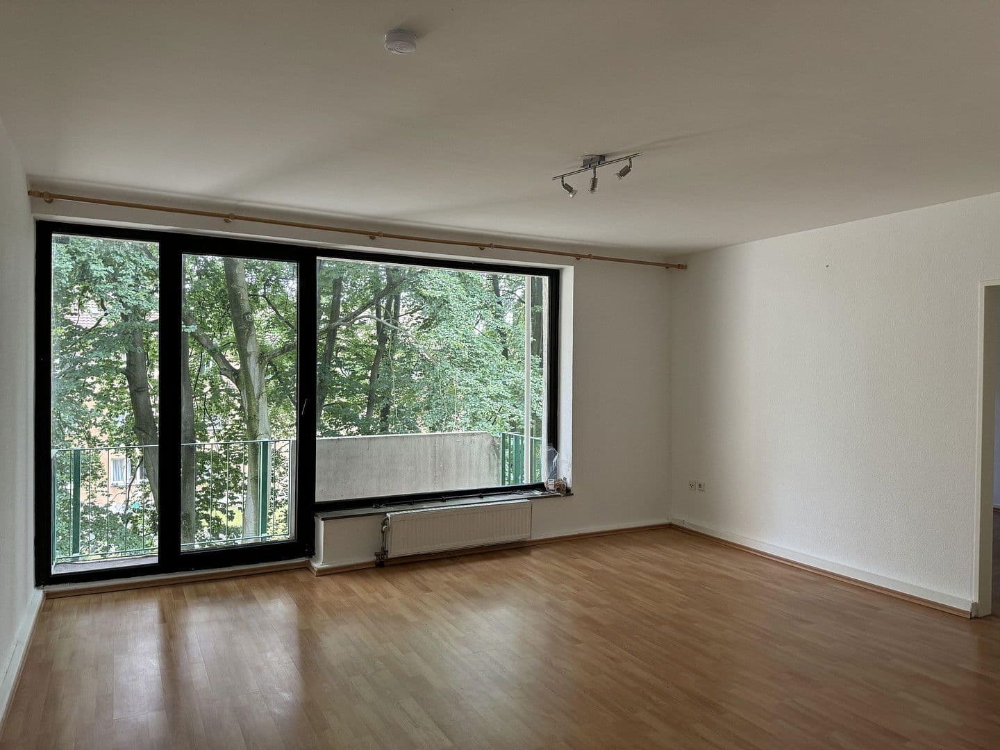 Pronájem bytu 2+1 57 m², Montanusstraße 60, Köln, Severní Porýní-Vestfálsko Pronájem bytu 2+1 57 m², Montanusstraße 60, Köln, Severní Porýní-Vestfálsko