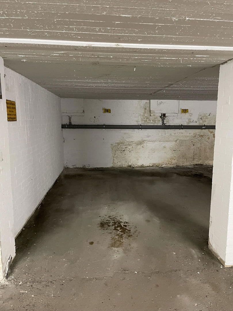 Pronájem garáže, Steilshooper Str. 15-19, Hamburg, Hamburg Pronájem garáže, Steilshooper Str. 15-19, Hamburg, Hamburg