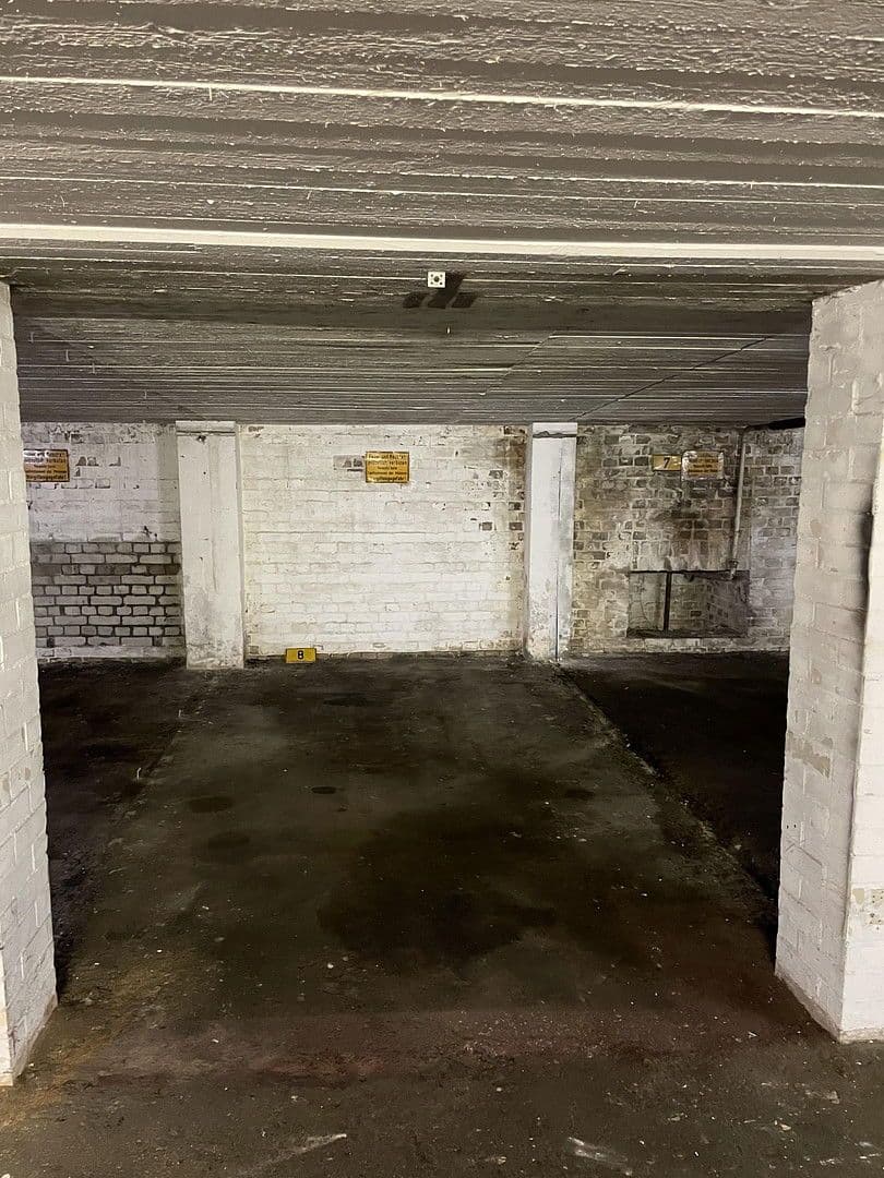 Pronájem garáže, Steilshooper Str. 15-19, Hamburg, Hamburg Pronájem garáže, Steilshooper Str. 15-19, Hamburg, Hamburg