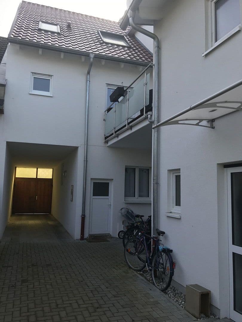 Pronájem bytu 1+kk 47 m², Karlsruhe, Bádensko-Württembersko Pronájem bytu 1+kk 47 m², Karlsruhe, Bádensko-Württembersko
