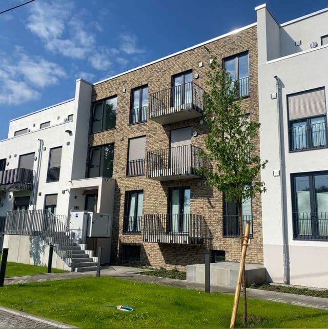 Pronájem bytu 1+1 32 m², Frankfurt, Hessen Pronájem bytu 1+1 32 m², Frankfurt, Hessen