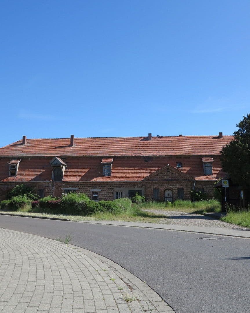 Prodej domu 1.200 m², pozemek 7.000 m², Ivenack, Mecklenburg-Vorpommern Prodej domu 1.200 m², pozemek 7.000 m², Ivenack, Mecklenburg-Vorpommern