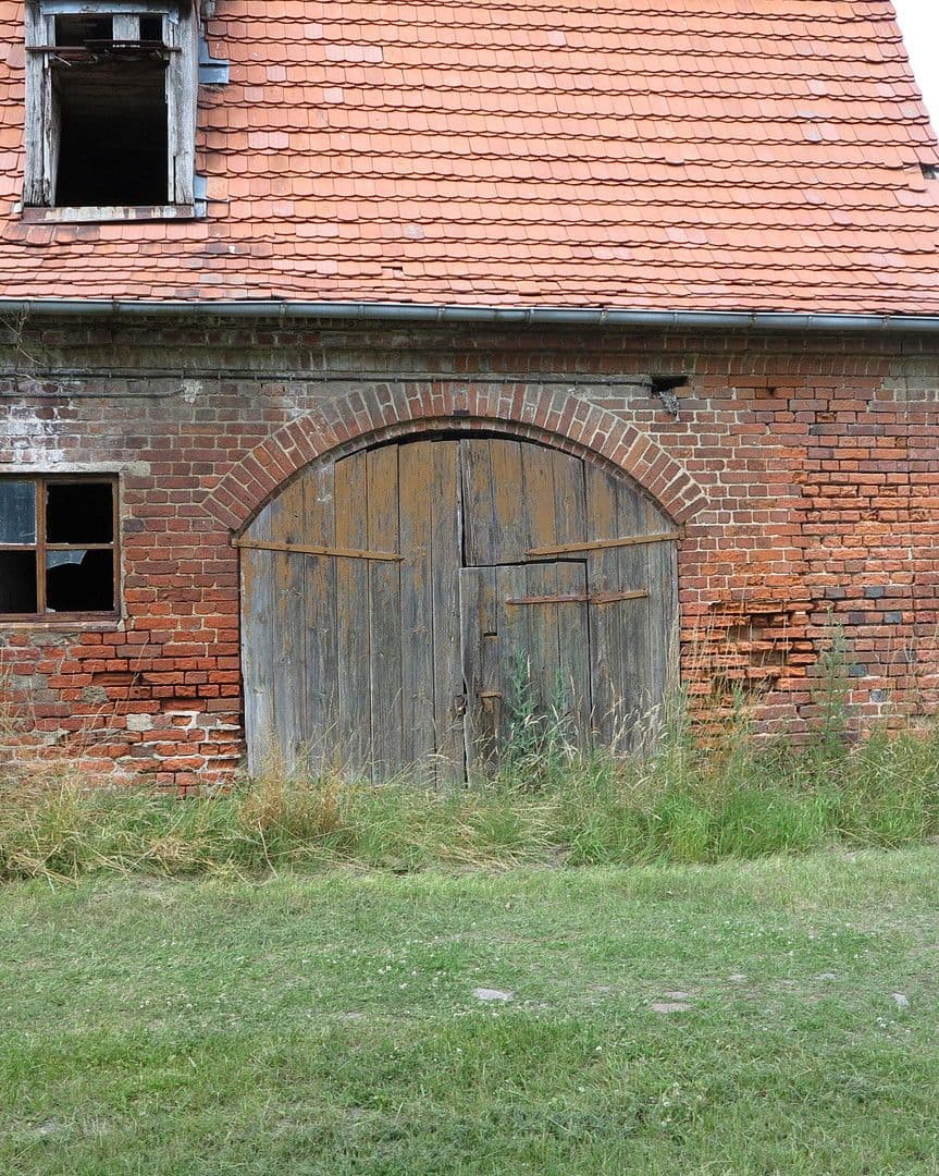 Prodej domu 1.200 m², pozemek 7.000 m², Ivenack, Mecklenburg-Vorpommern Prodej domu 1.200 m², pozemek 7.000 m², Ivenack, Mecklenburg-Vorpommern