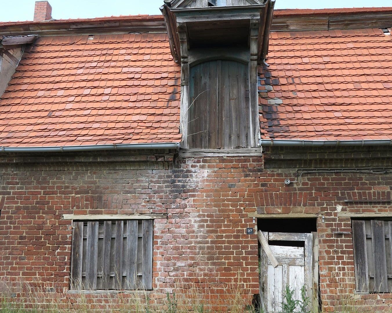 Prodej domu 1.200 m², pozemek 7.000 m², Ivenack, Mecklenburg-Vorpommern Prodej domu 1.200 m², pozemek 7.000 m², Ivenack, Mecklenburg-Vorpommern