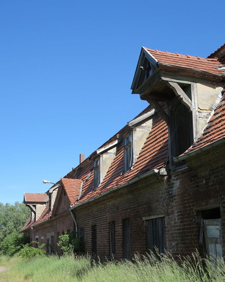 Prodej domu 1.200 m², pozemek 7.000 m², Ivenack, Mecklenburg-Vorpommern Prodej domu 1.200 m², pozemek 7.000 m², Ivenack, Mecklenburg-Vorpommern