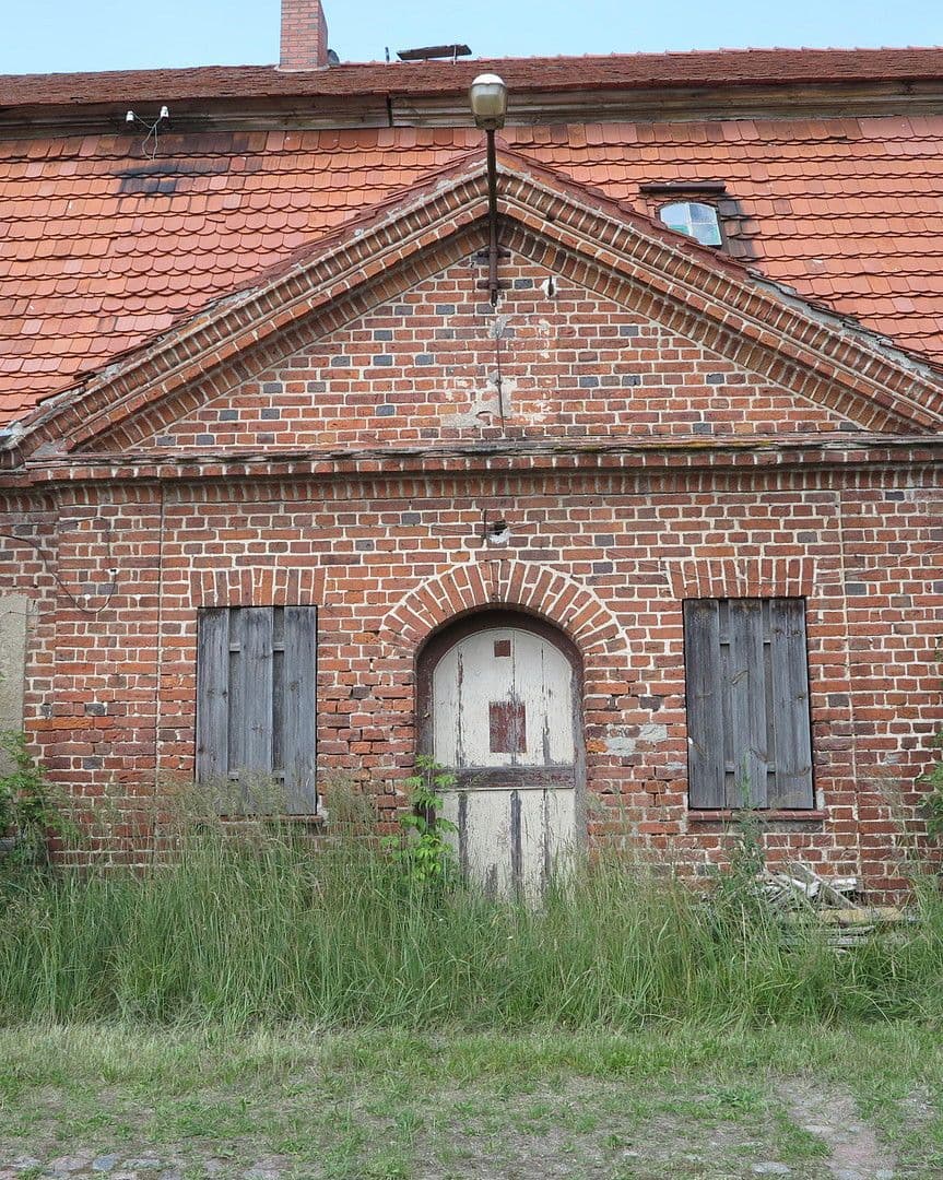 Prodej domu 1.200 m², pozemek 7.000 m², Ivenack, Mecklenburg-Vorpommern Prodej domu 1.200 m², pozemek 7.000 m², Ivenack, Mecklenburg-Vorpommern