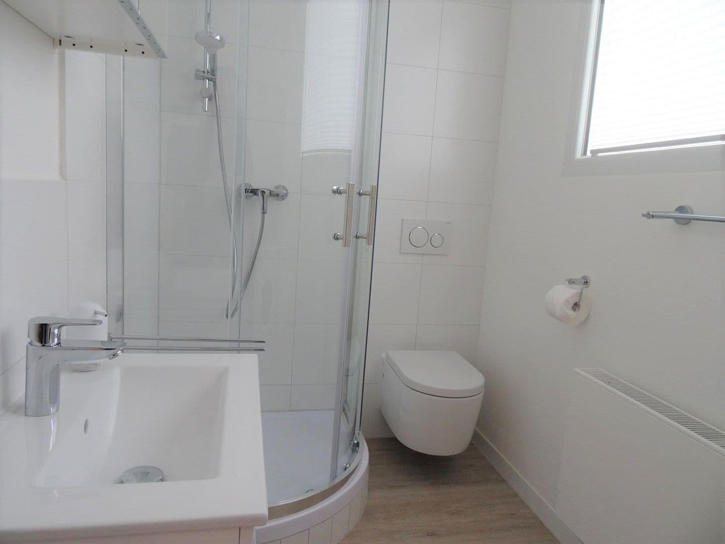 Pronájem bytu 2+1 60 m², Stuttgart, Bádensko-Württembersko Pronájem bytu 2+1 60 m², Stuttgart, Bádensko-Württembersko