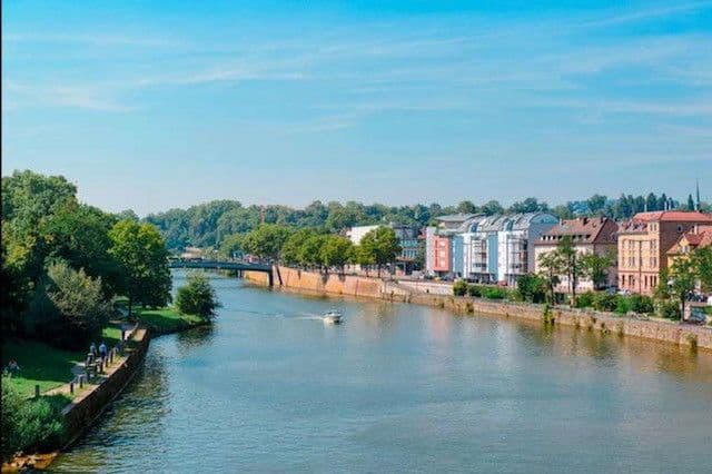 Pronájem bytu 2+1 60 m², Stuttgart, Bádensko-Württembersko Pronájem bytu 2+1 60 m², Stuttgart, Bádensko-Württembersko