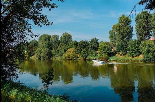 Pronájem bytu 2+1 60 m², Stuttgart, Bádensko-Württembersko Pronájem bytu 2+1 60 m², Stuttgart, Bádensko-Württembersko