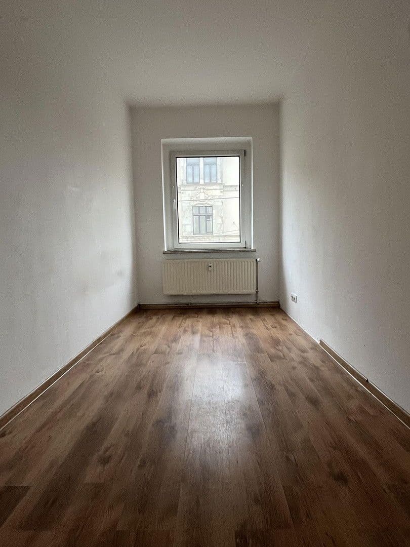 Pronájem bytu 3+1 76 m², Leipziger Straße 132, Cvikov, Sasko Pronájem bytu 3+1 76 m², Leipziger Straße 132, Cvikov, Sasko