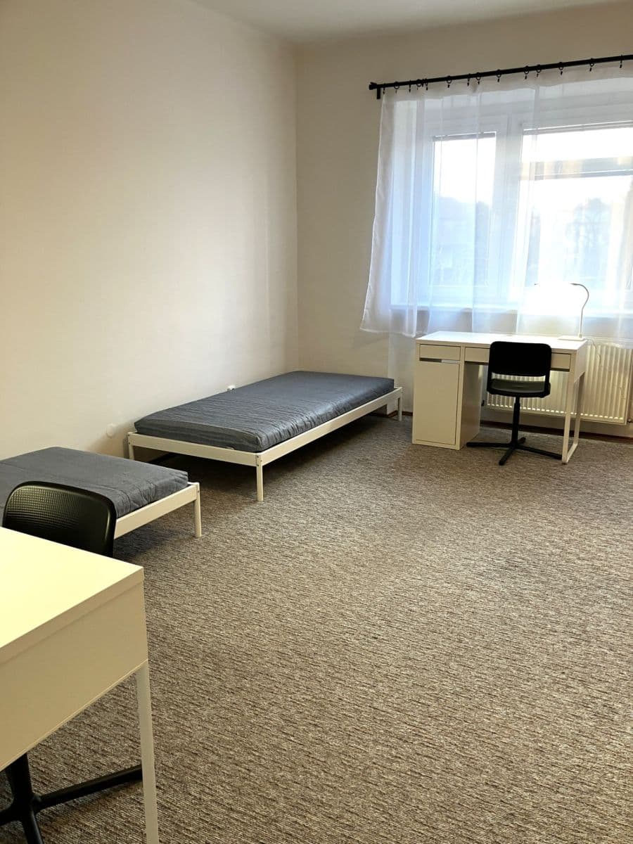 Pronájem bytu 3+1 90 m², Krkoškova, Brno, Jihomoravský kraj Pronájem bytu 3+1 90 m², Krkoškova, Brno, Jihomoravský kraj