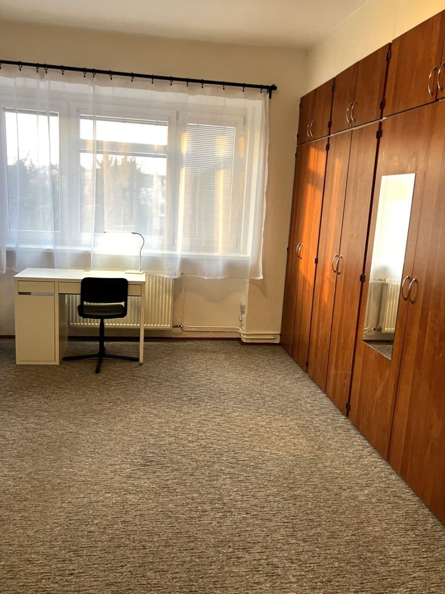 Pronájem bytu 3+1 90 m², Krkoškova, Brno, Jihomoravský kraj Pronájem bytu 3+1 90 m², Krkoškova, Brno, Jihomoravský kraj