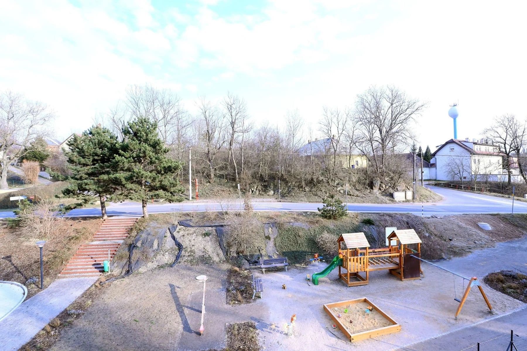 Pronájem bytu 1+kk 22 m², V Kněžívce, Tuchoměřice, Středočeský kraj Pronájem bytu 1+kk 22 m², V Kněžívce, Tuchoměřice, Středočeský kraj