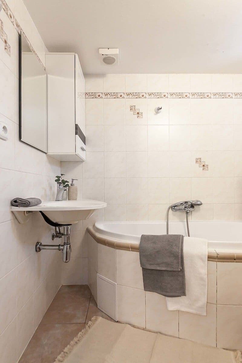 Prodej bytu 3+1 88 m², Na Vyhlídce, Praha, Praha Prodej bytu 3+1 88 m², Na Vyhlídce, Praha, Praha
