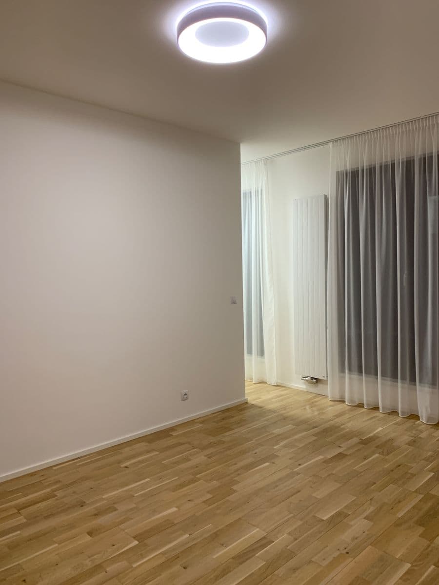 Pronájem bytu 2+kk 60 m², Michelská, Praha, Praha Pronájem bytu 2+kk 60 m², Michelská, Praha, Praha