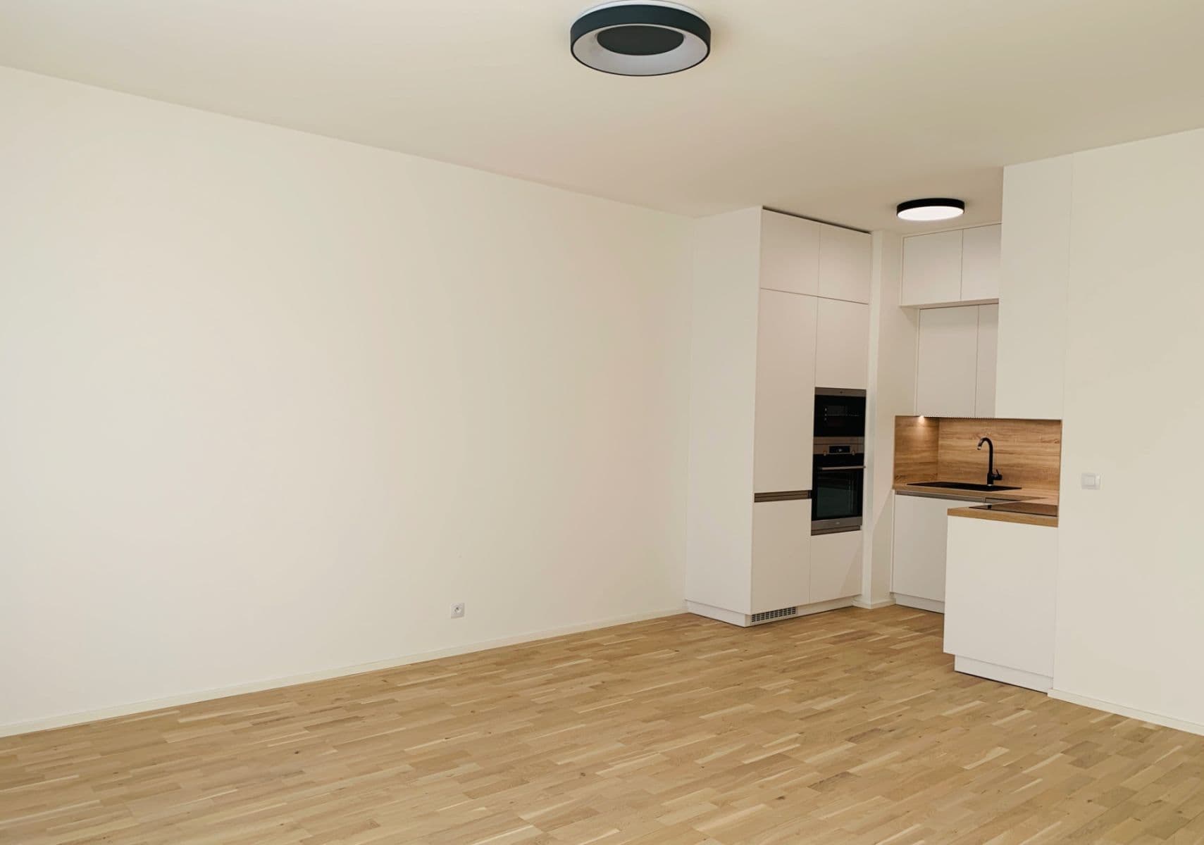 Pronájem bytu 2+kk 60 m², Michelská, Praha, Praha Pronájem bytu 2+kk 60 m², Michelská, Praha, Praha