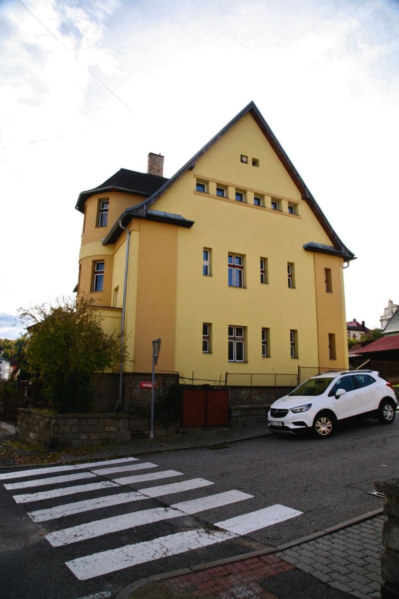 Prodej domu 366 m², pozemek 637 m², Nad Stadiónem, Vimperk, Jihočeský kraj Prodej domu 366 m², pozemek 637 m², Nad Stadiónem, Vimperk, Jihočeský kraj