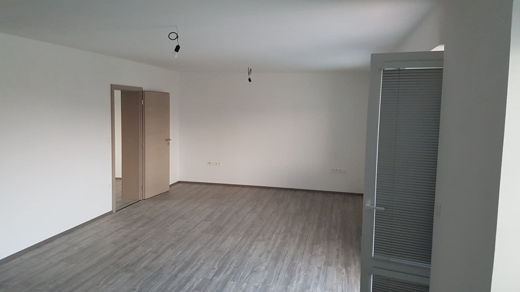 Pronájem domu 220 m², pozemek 431 m², Krapkova, Hradec Králové, Královéhradecký kraj Pronájem domu 220 m², pozemek 431 m², Krapkova, Hradec Králové, Královéhradecký kraj