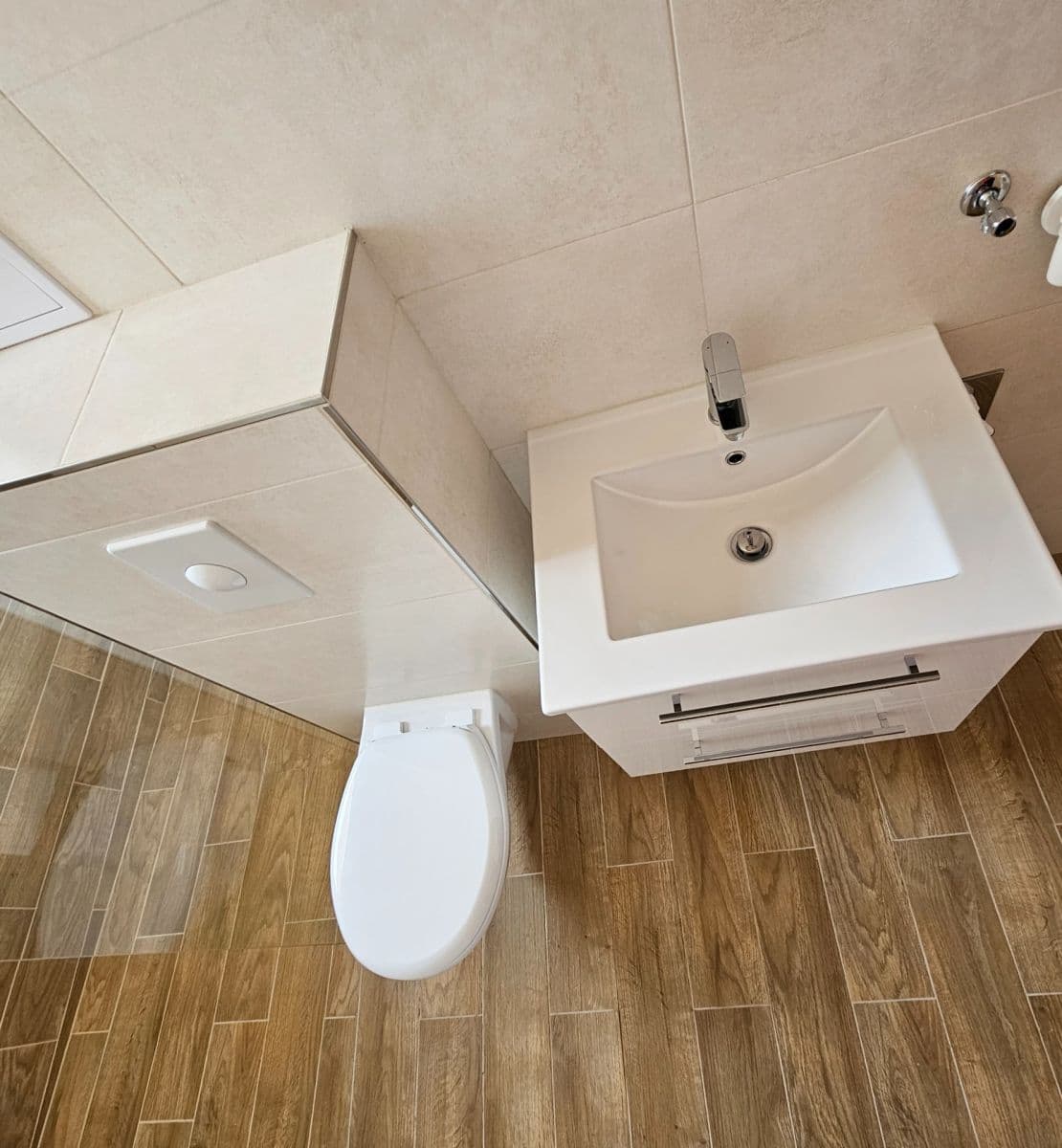 Pronájem bytu 3+kk 61 m², Karlovarská, Lubenec, Ústecký kraj Pronájem bytu 3+kk 61 m², Karlovarská, Lubenec, Ústecký kraj